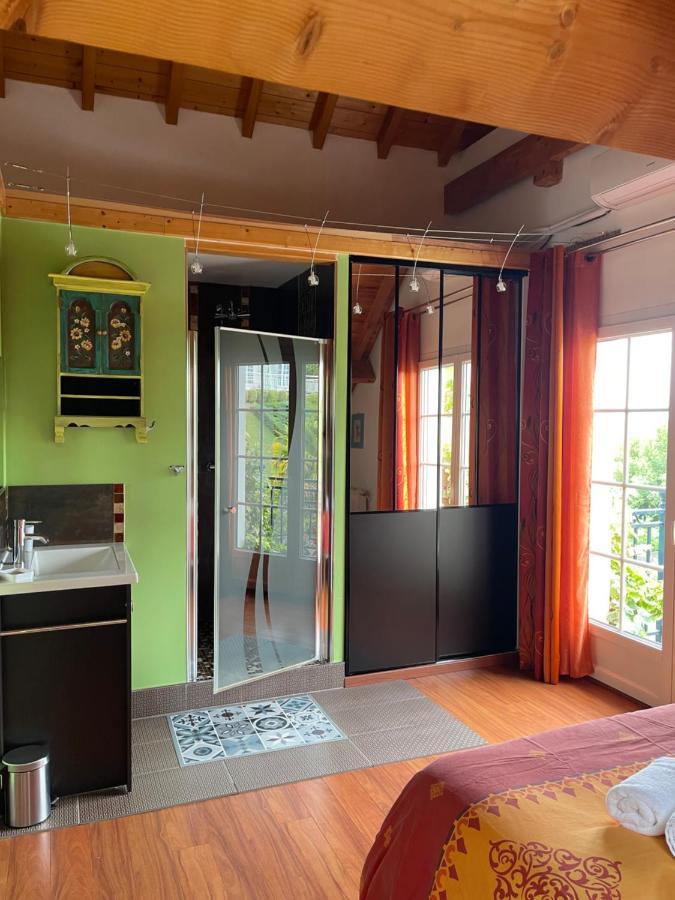 Les Gites De La Maison Bleue D'Estialescq 外观 照片